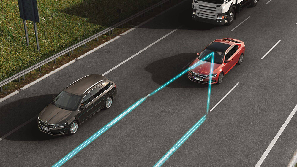 Lane Assist, Asisten vedení v jízdích pruzích